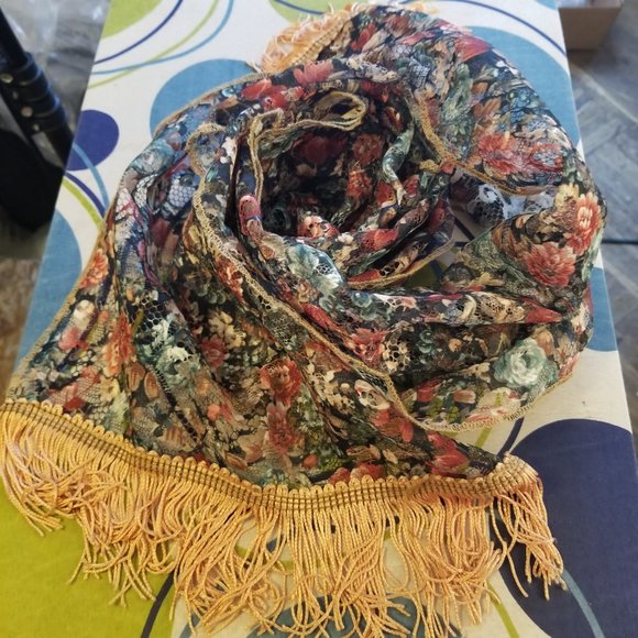 Ladies Floral Mesh Scarf with Shiny Peach Fringe 52 inches - Picture 7 of 7